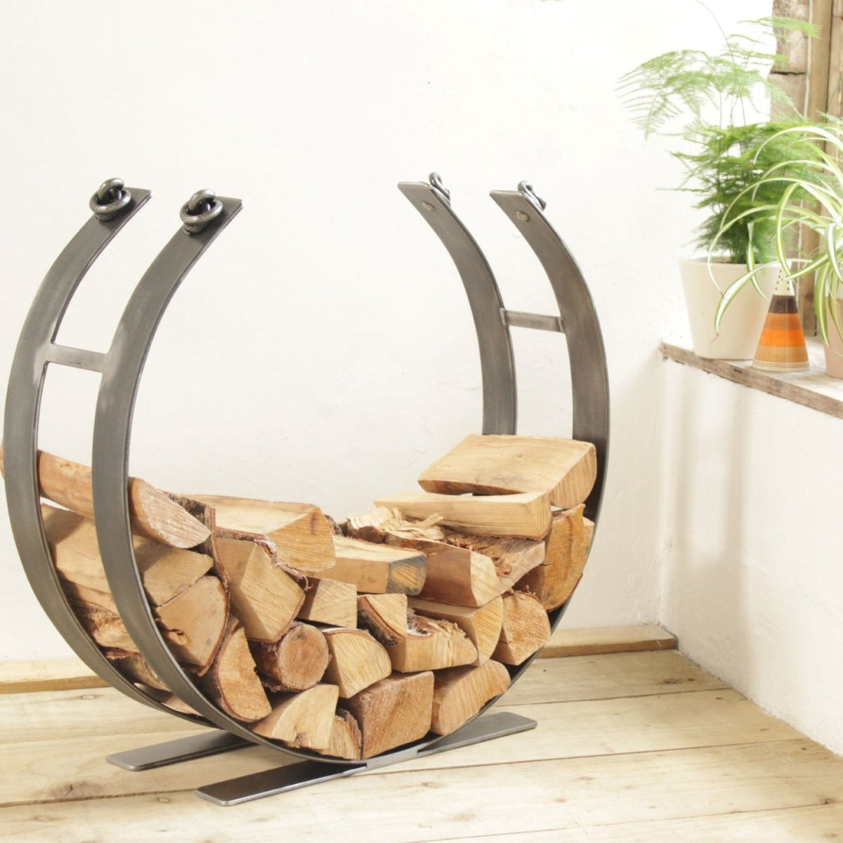 Large Jacobean Log Rings – Belltrees Forge